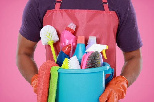 Thorough post-renovation cleaning of floors, fixtures, and windows in SW15